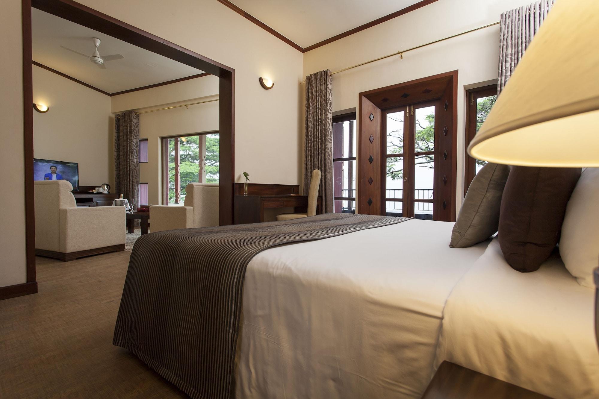 Amaya Hills Resort 5*