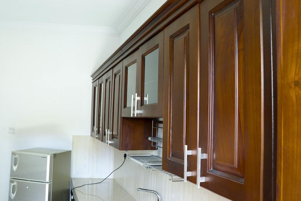 Galaxy Hotel 3*