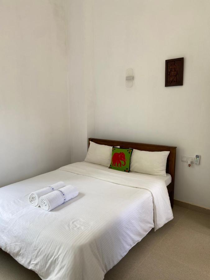 White Bed & Breakfast
