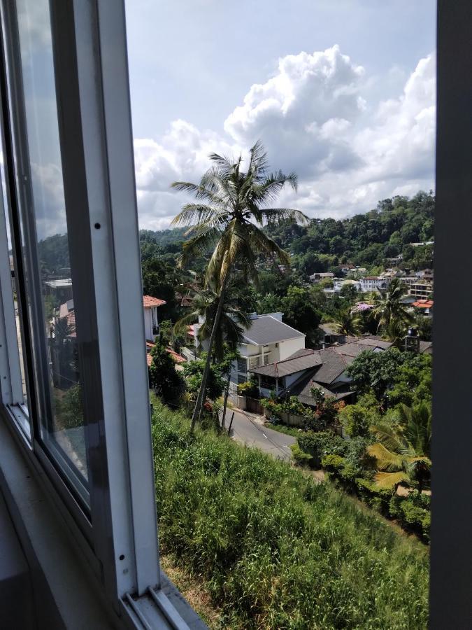 Edge Kandy