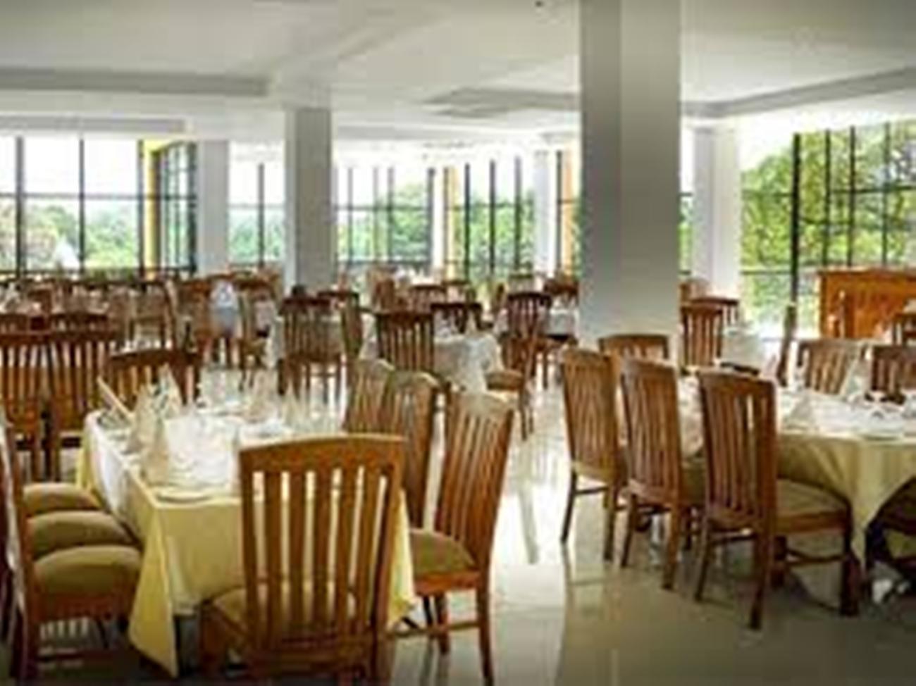 Oak Ray Regency Hotel 5*