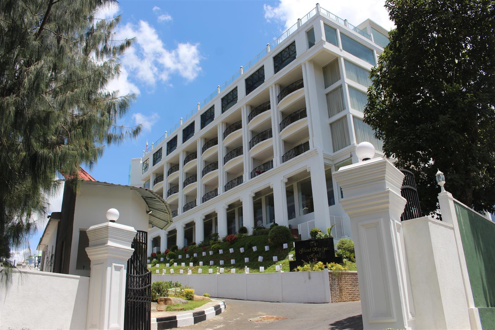 Hotel The Grand Kandyan Kandy