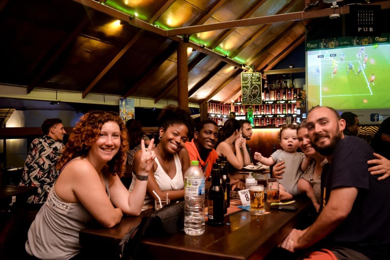 Sizzle Sports Club * Kandy