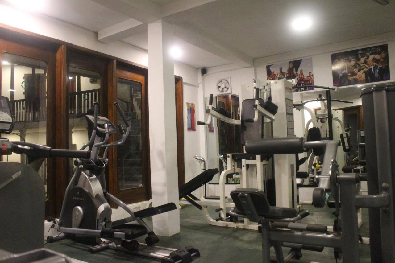 Hostel Sizzle Sports Club