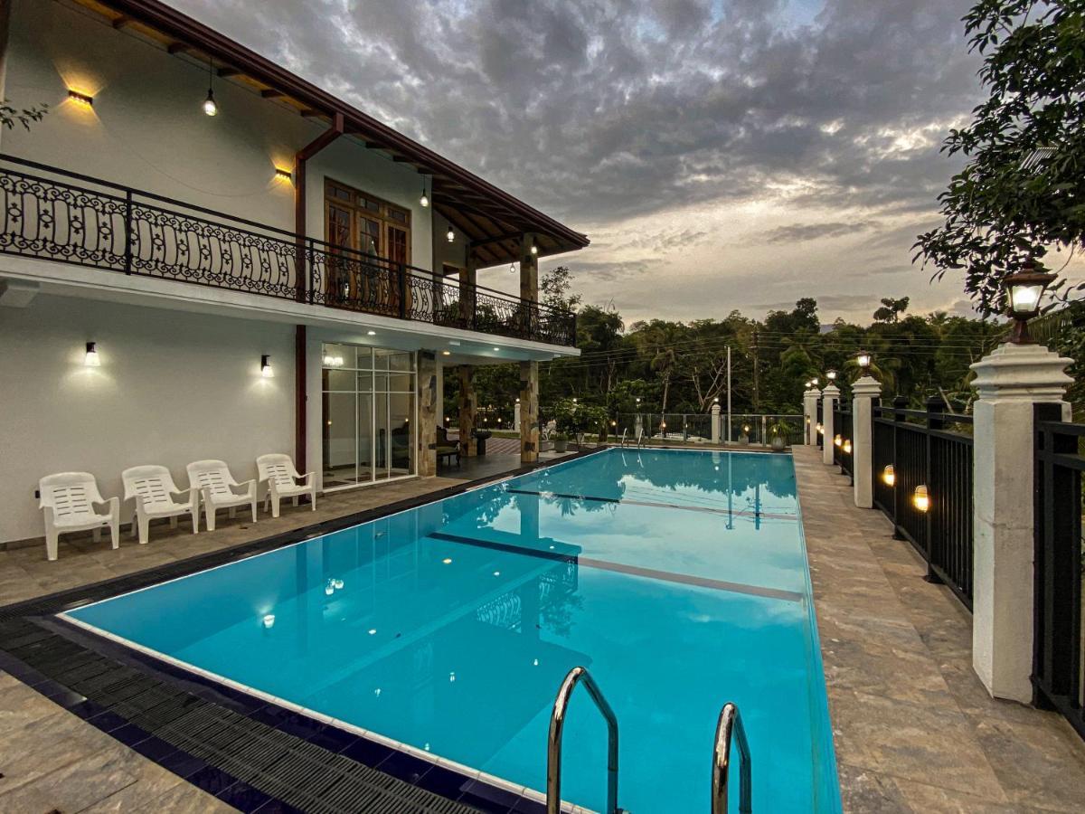 Danisco Leisure Bunglow Hotel Kandy