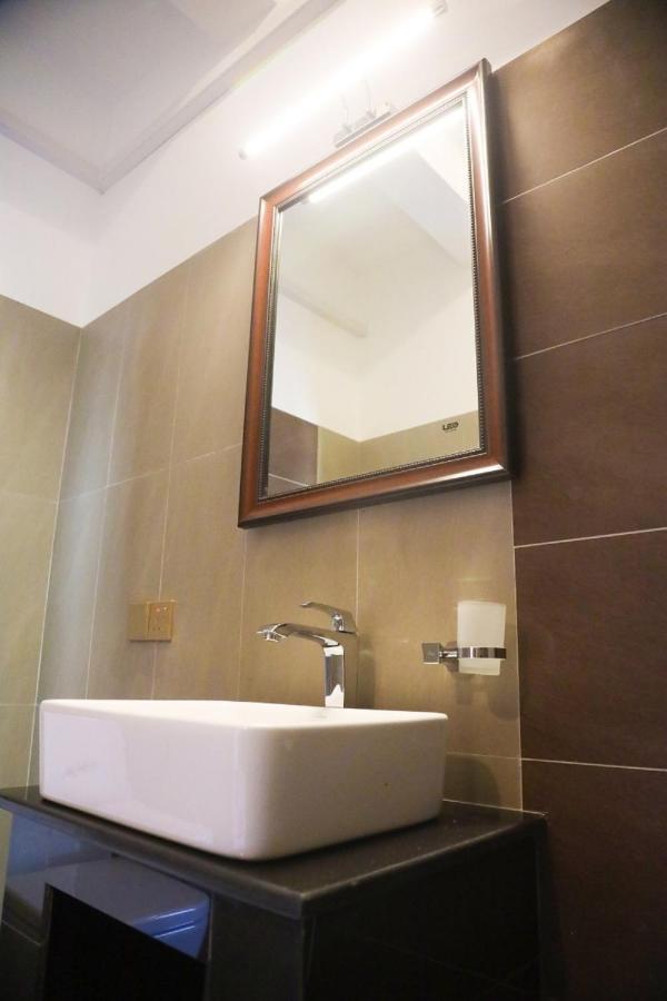 Hotel Crown & Crown