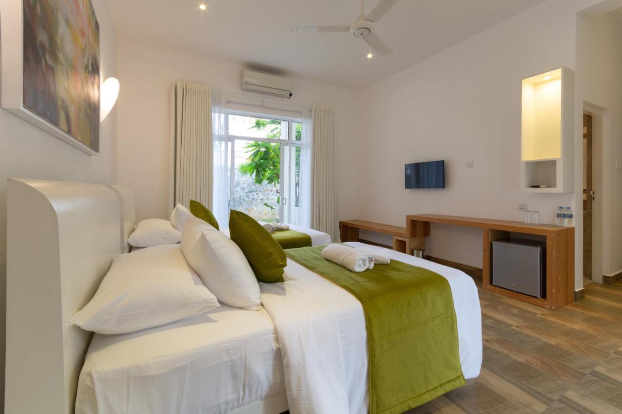 Waters Spring Hotel 3*