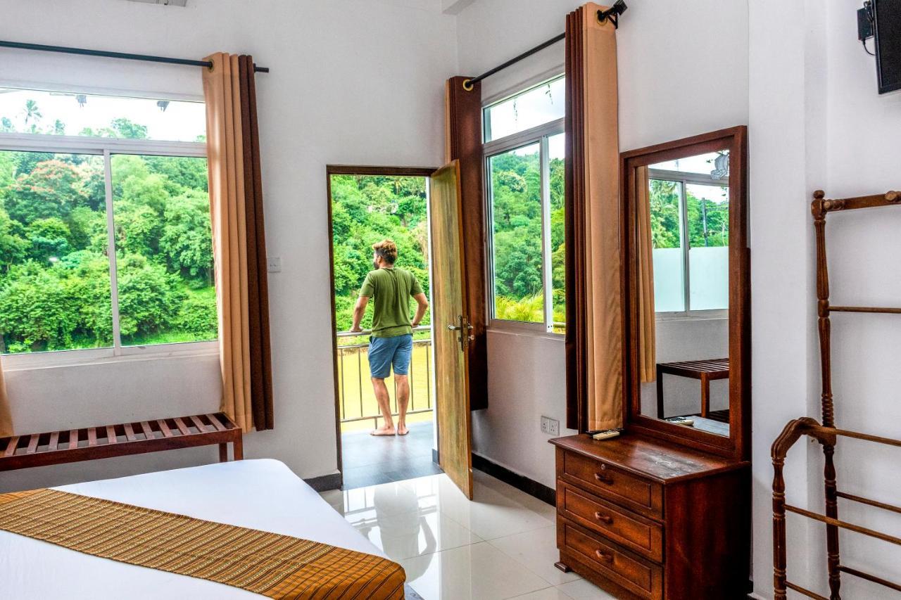 Riverside 3* Kandy