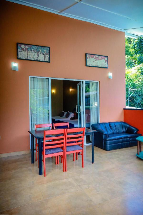 Funk Bunk - Mount View Hostel *