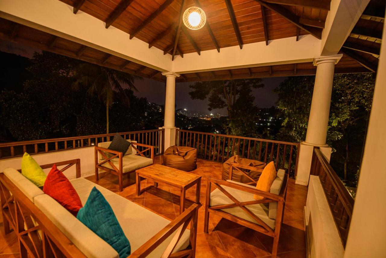 Bed & Breakfast Kingsman House Kandy