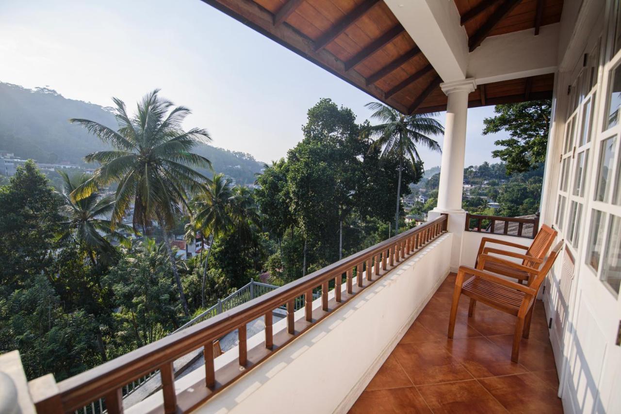 Kingsman House Bed & Breakfast Kandy