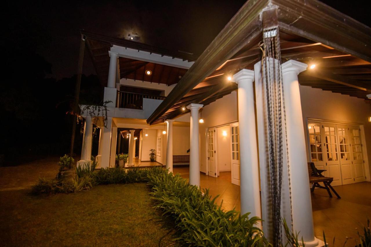Bed & Breakfast Kingsman House Kandy