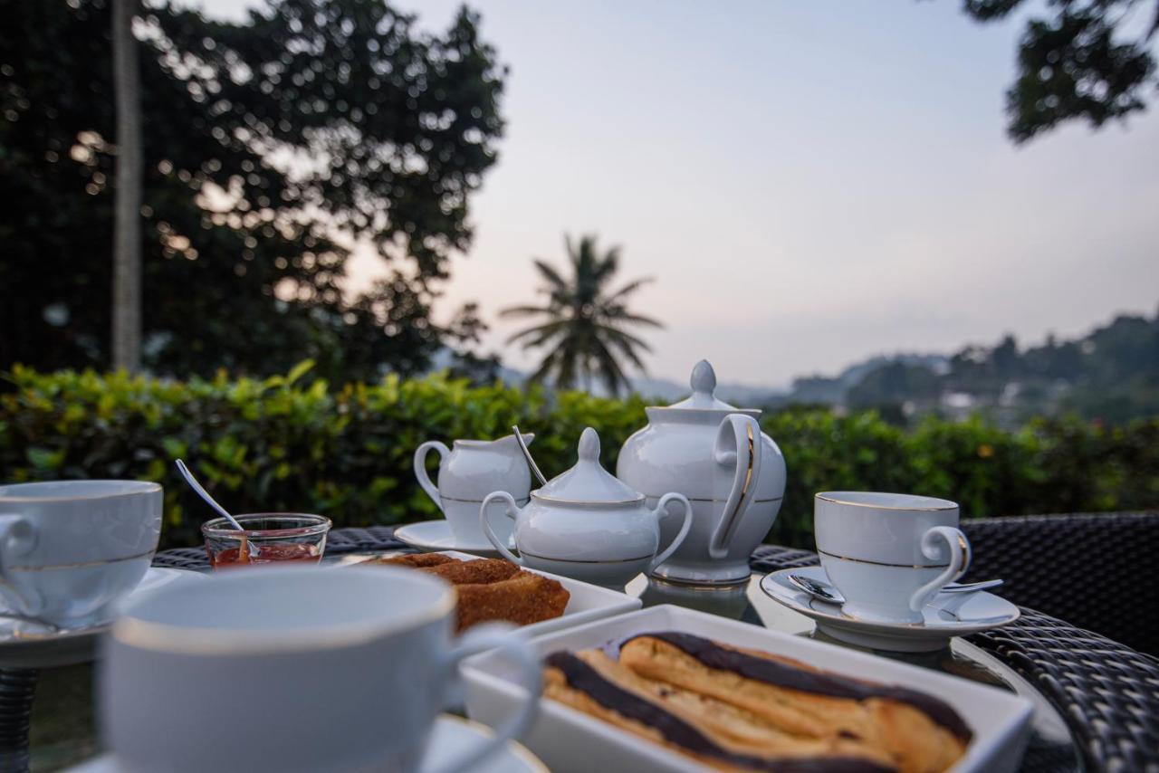 Bed & Breakfast Kingsman House Kandy