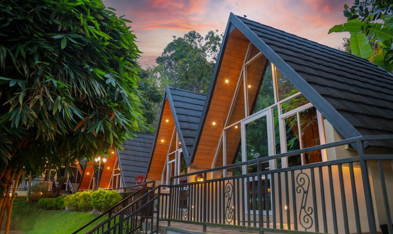 Royal Classic Hotel