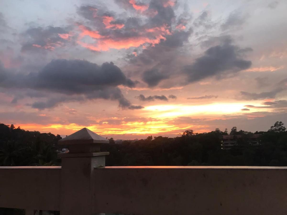 Kandyan Mount Mirror Boutique Guest house Kandy