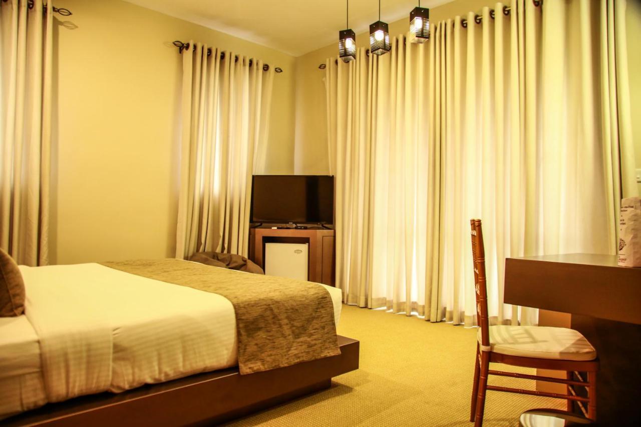 Hotel Royal Classic Kandy