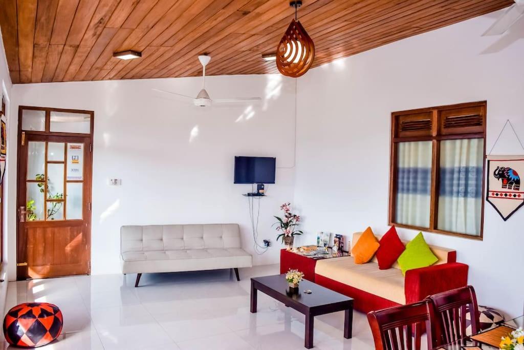 Saru - Upto 6 Guests Apartment *