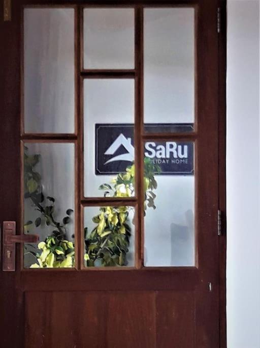 Saru - Upto 6 Guests Kandy