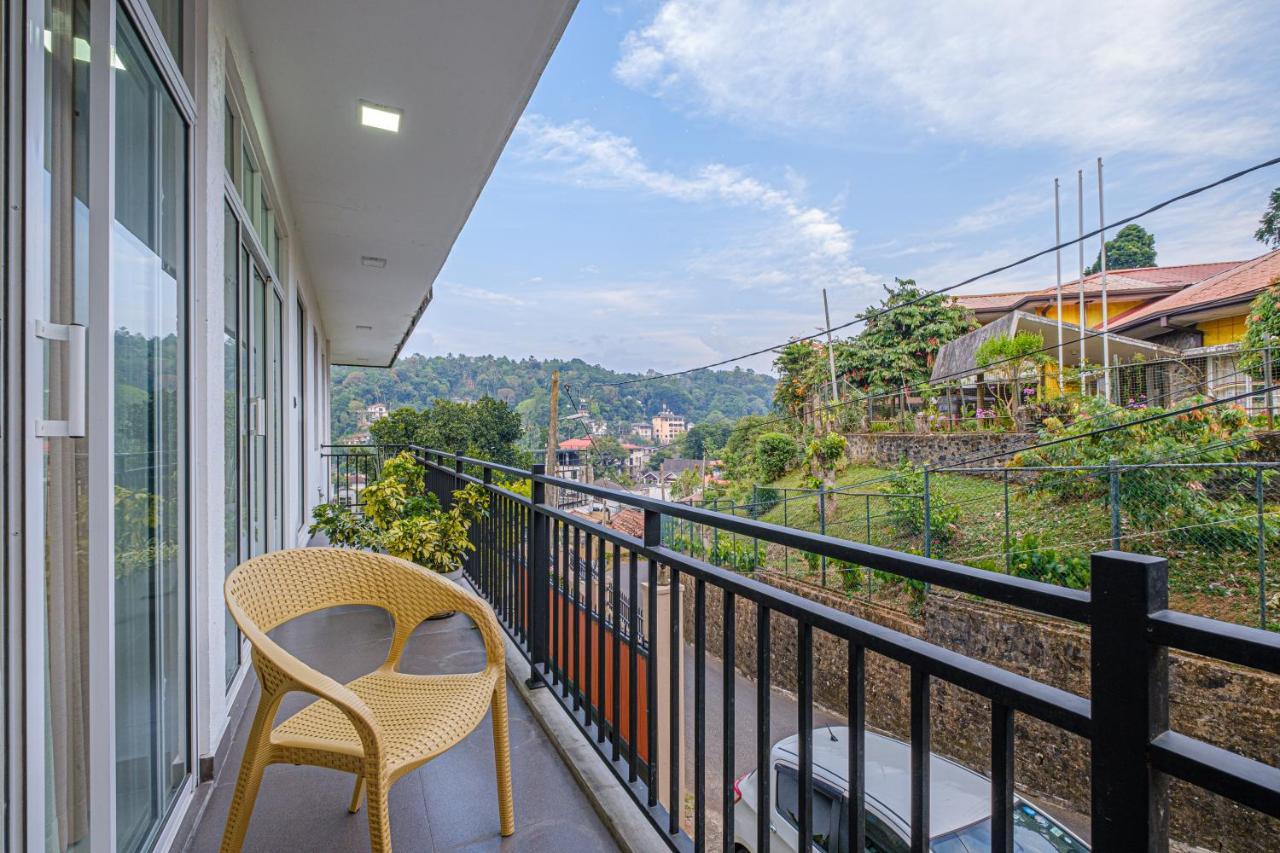 Hotel Queens Mount Ridge