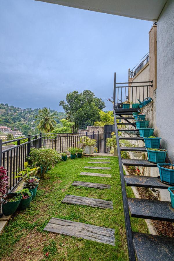 Queens Mount Ridge Kandy