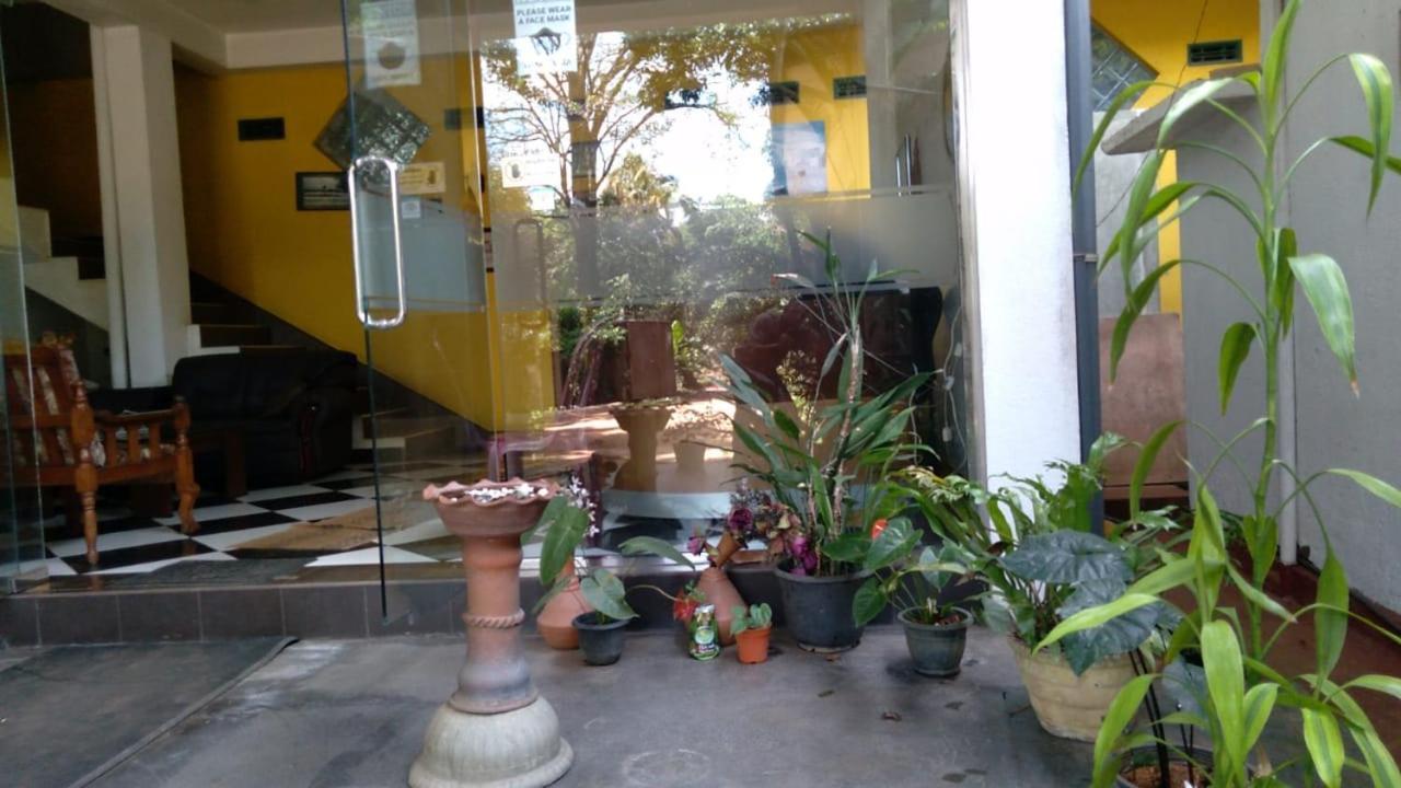 Anniwatta Rest Hotel *