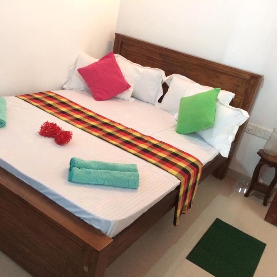 25 Homestay *