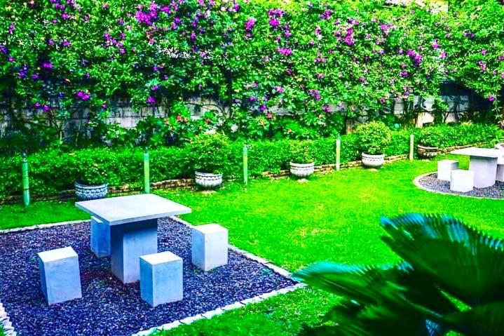 Garden *