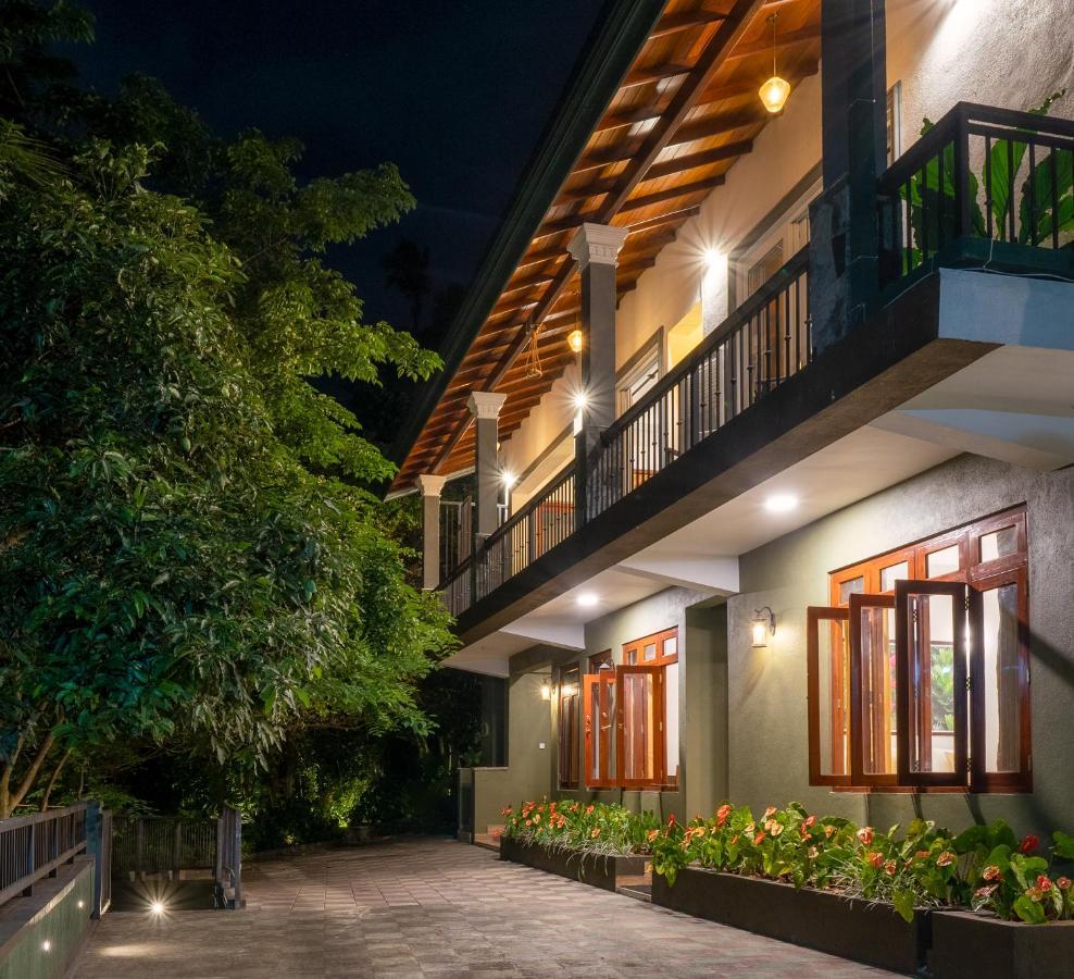 Tree Tops Guest house *