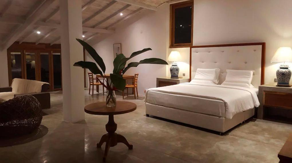 Hotel Yale Park 5*