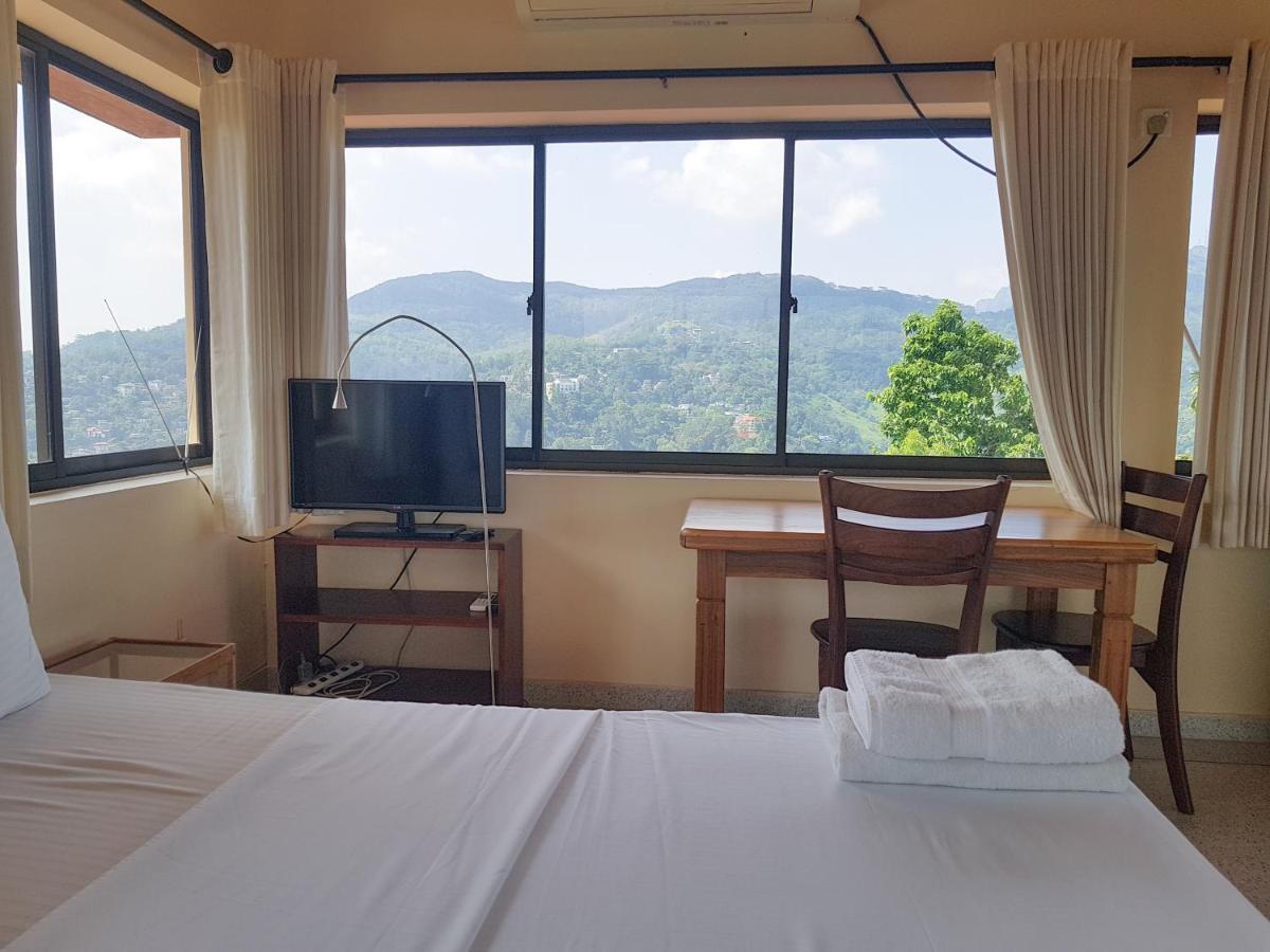 Homestay The Views - 360 Mountain View Kandy