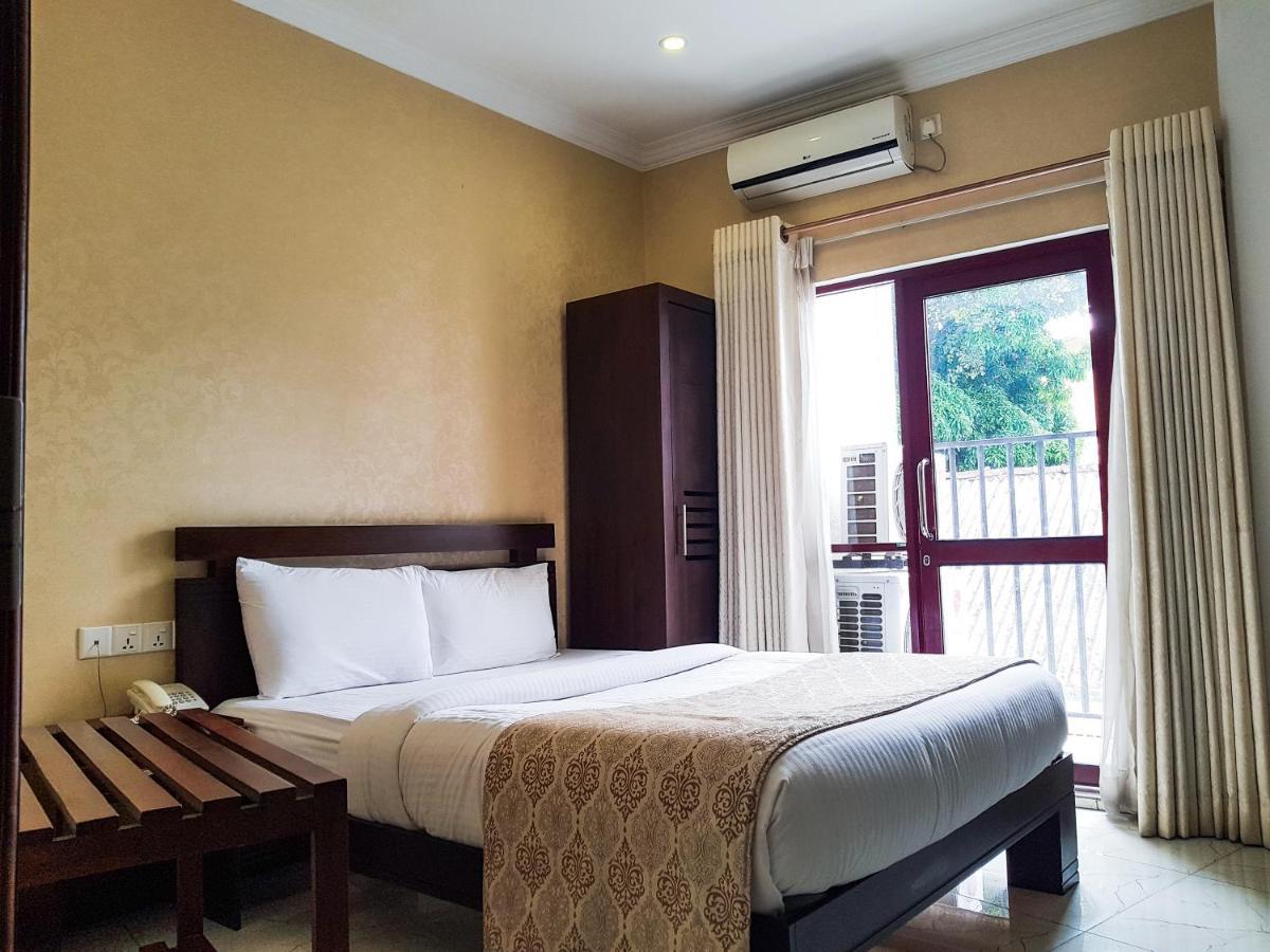 Hotel Galaxy 3*