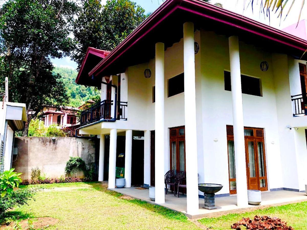 Hermitage Guest house *