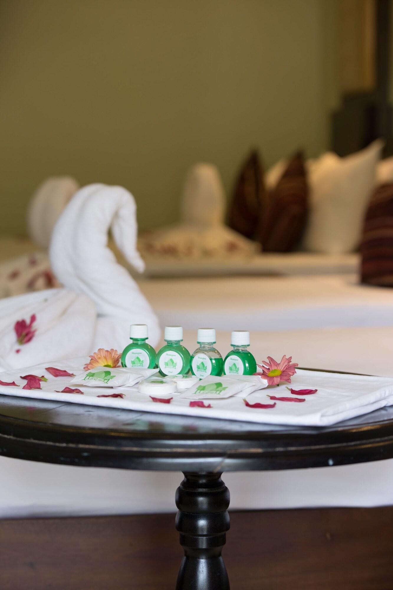 Hotel Oak Ray Serene Garden