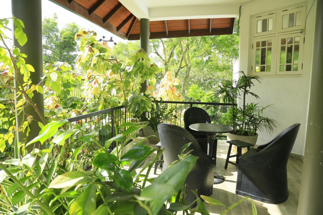 Guest house Crown Hills Kandy