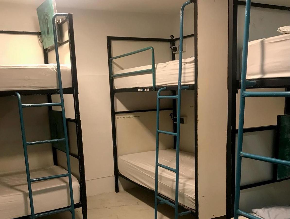 Miracle Trail Hostel Kandy
