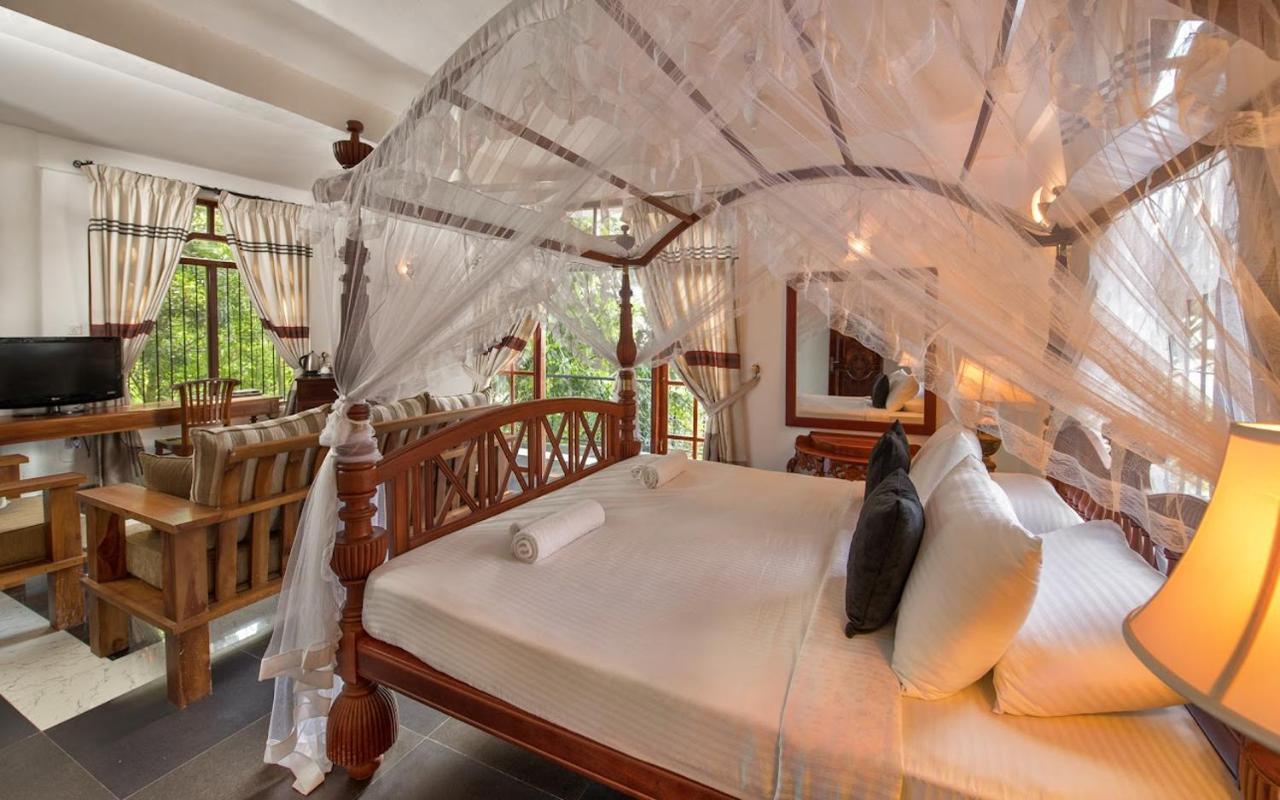 Hotel Ceylon Breeze Kandy