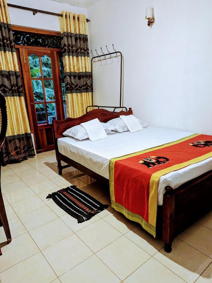 Homestay Moon Water's Edge *
