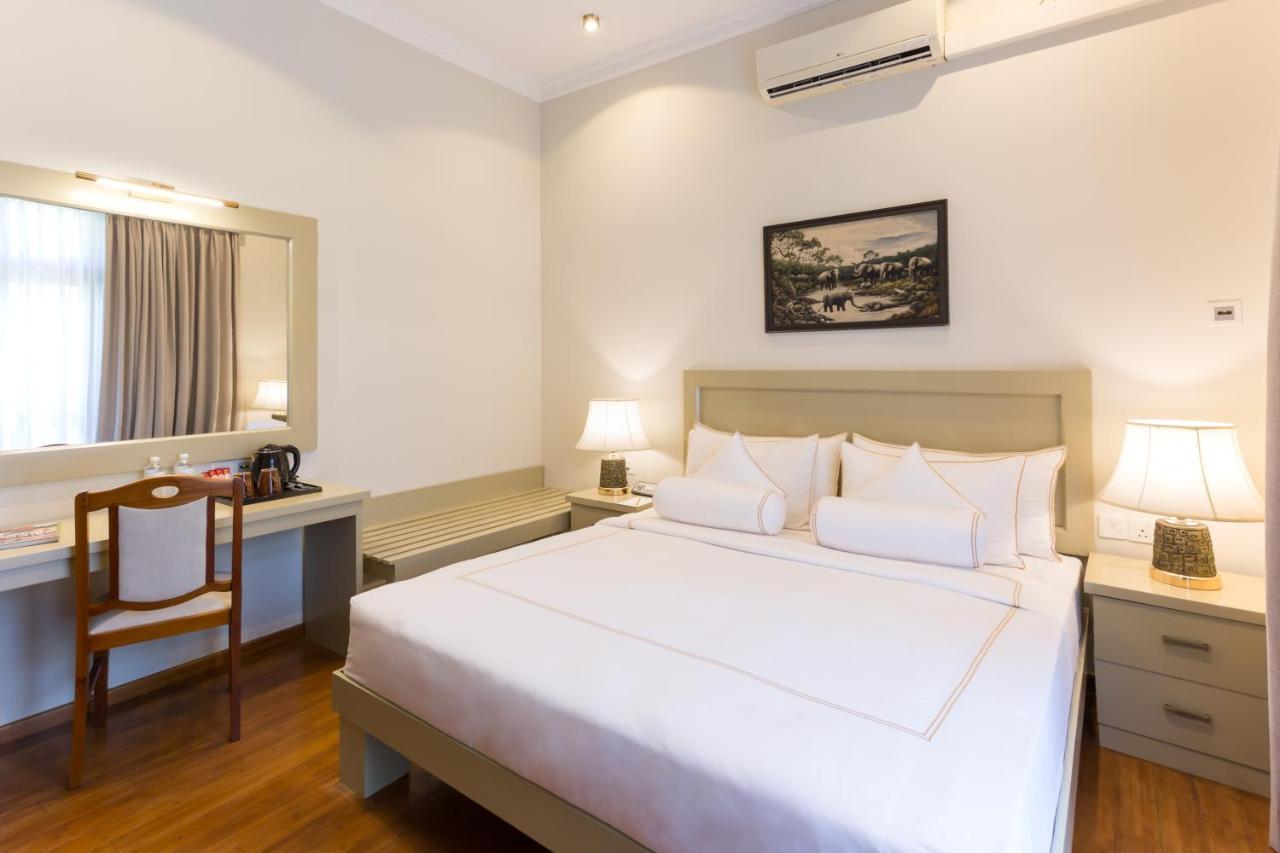 Hotel Serene 38 Kandy