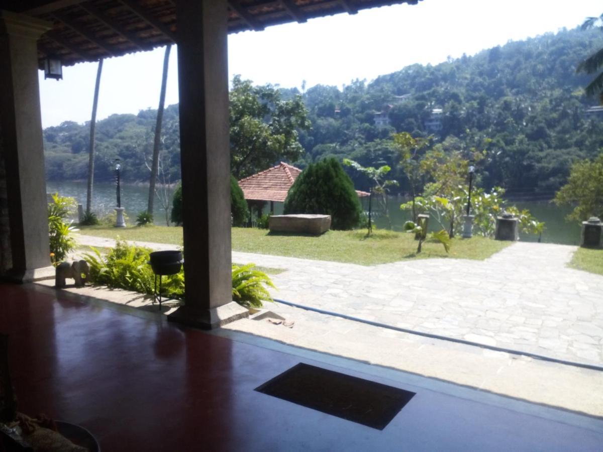 Hotel Serendip Stone And Kandy