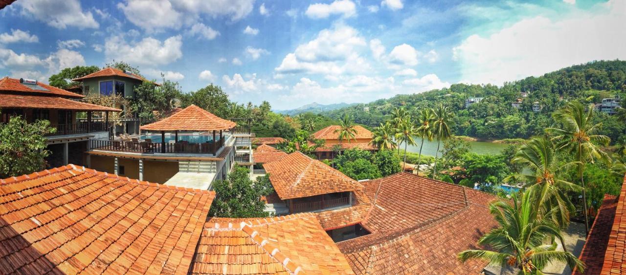 Serendip Stone And Hotel Kandy