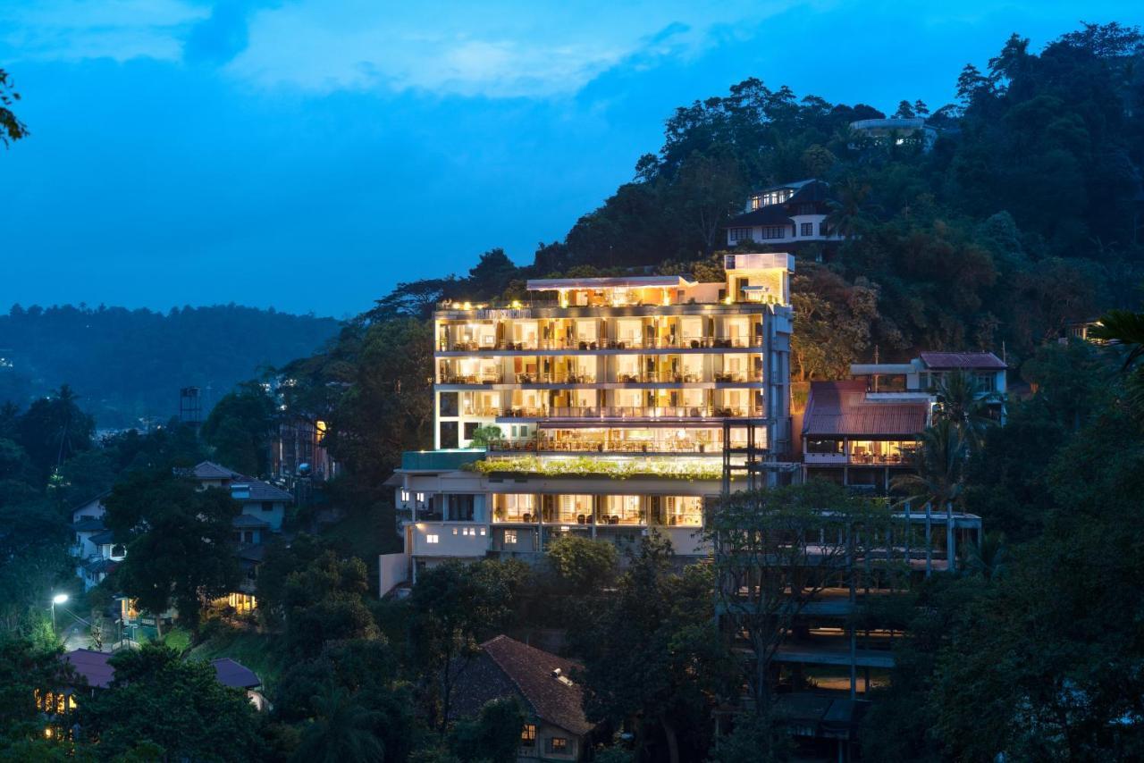 Hotel Grand Serendib