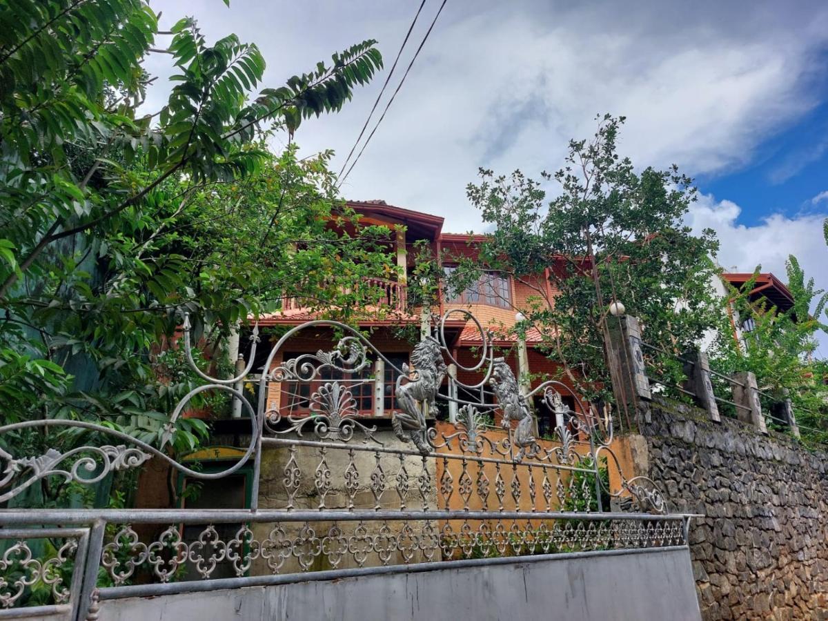 Mystique Hideout * Kandy