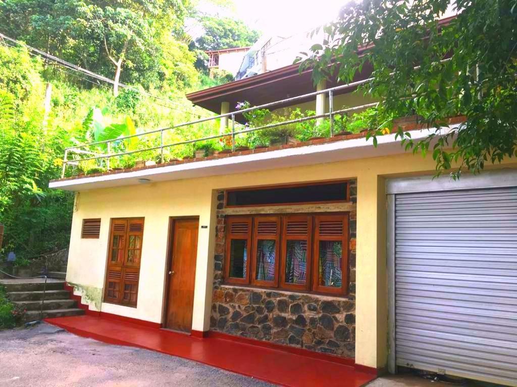 Homestay Bird Wood *