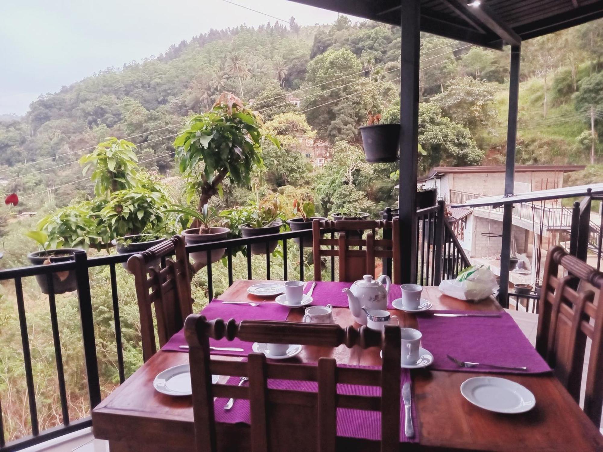 Ivy Mountain View Resort *