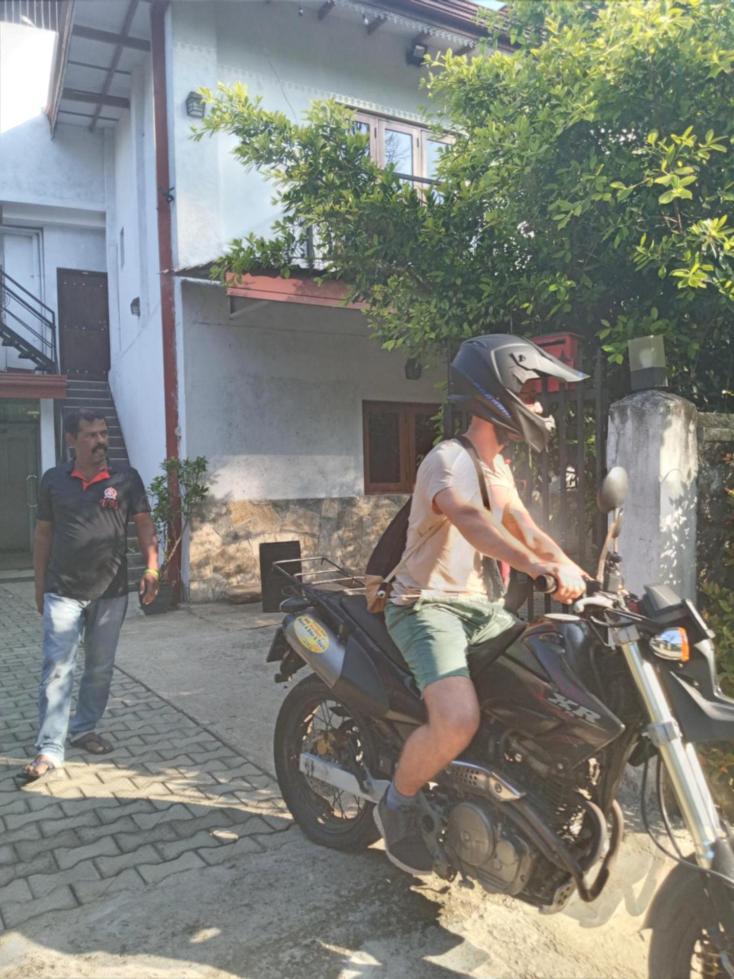 95 Rangala Guest house Kandy