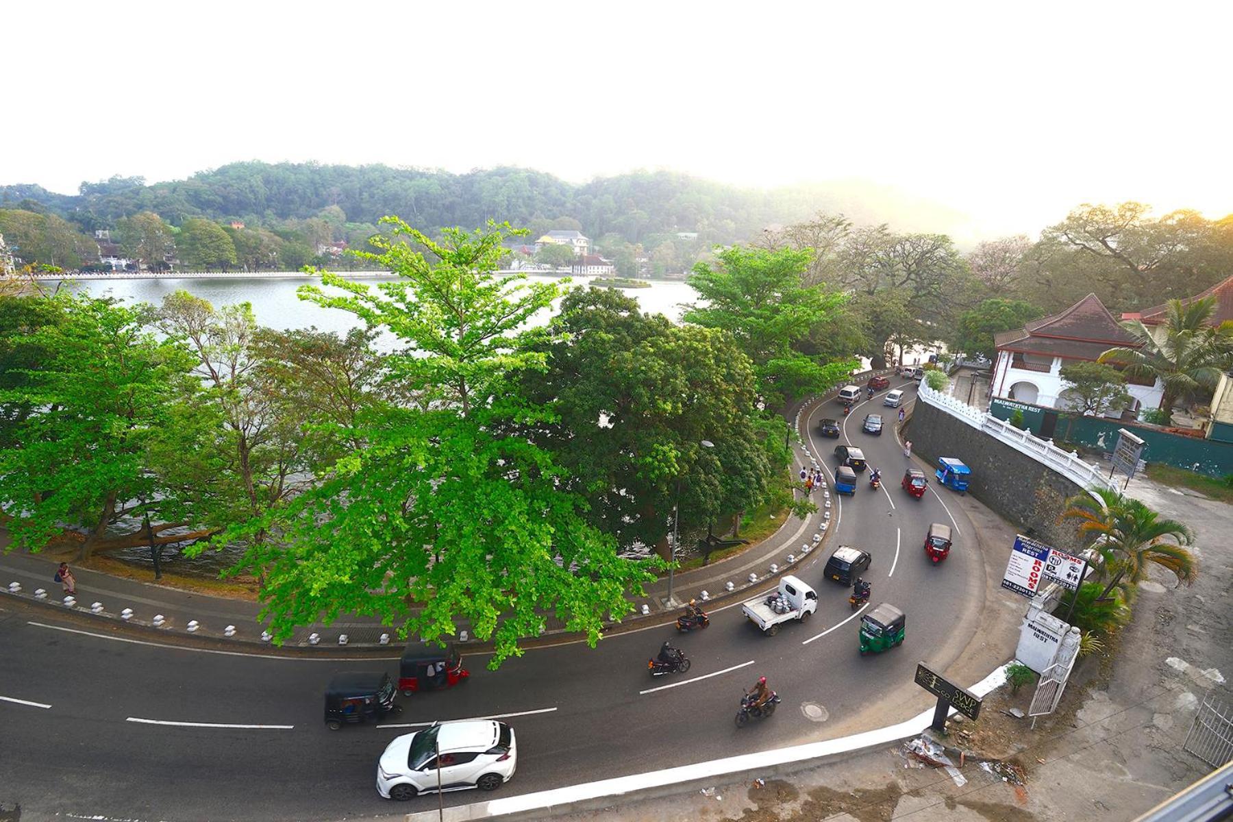 Hotel Devon Rest Kandy