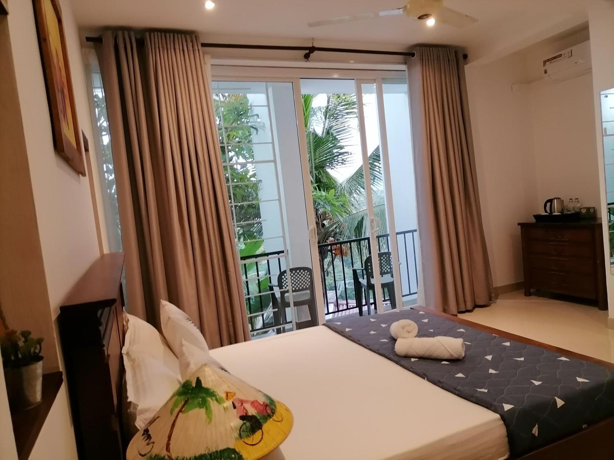 Hotel Vietnam House