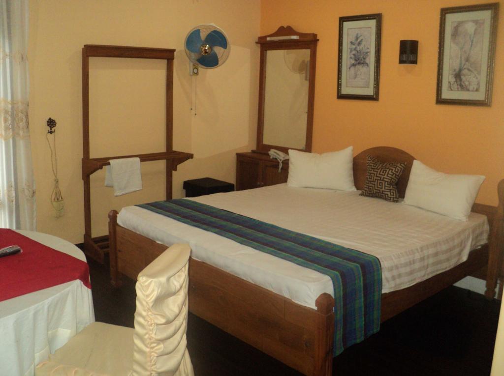 Hotel Jayabima Grand Kandy