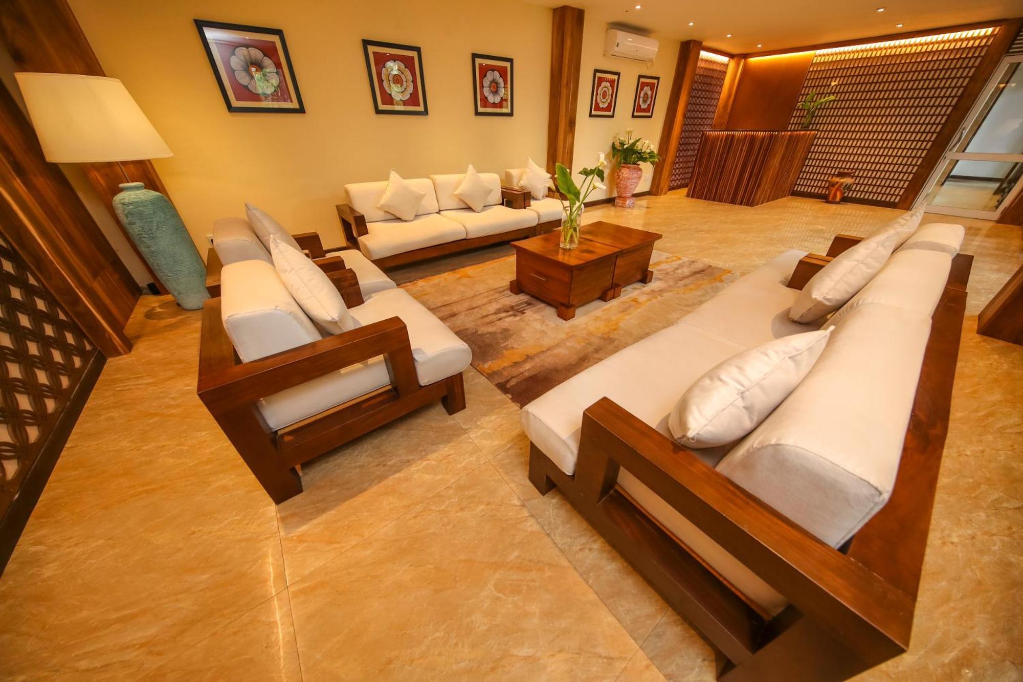 Serene Hotel