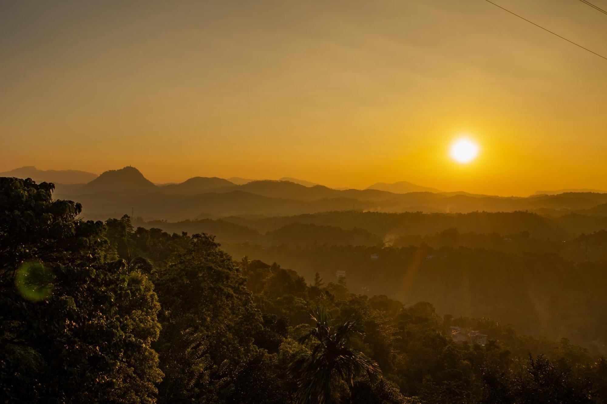 Anu - The Breeze Of Heaven Kandy